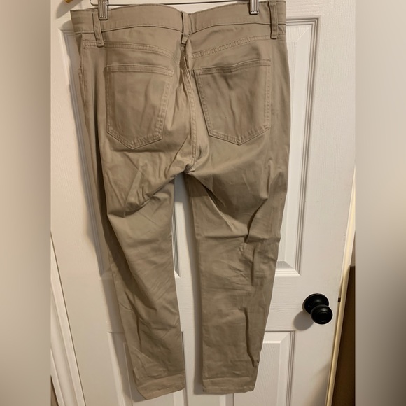 ‘Uniqlo’ Skinny Fit Beige Pants (Waist 30-33) - Picture 4 of 4